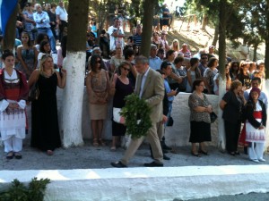 καταθεση στεφάνου 2015 Σοκαρά1