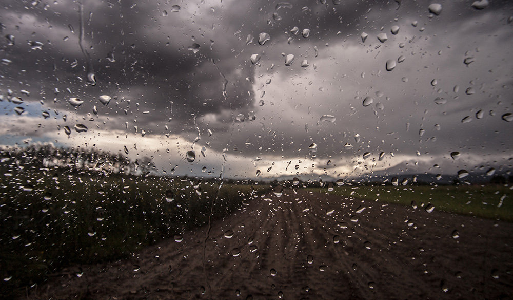 glass-rainy-car-rain