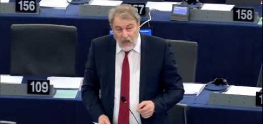 Los casos de la academia budista tibetana de Larung Gar y de Ilham Tohti